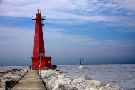 mi_lighthouse and lovers_040