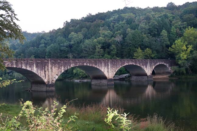 bridge in rainbow falls, ky