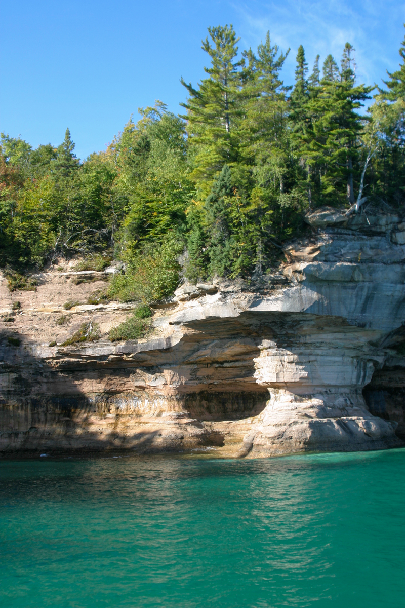 pictured rocks at lake Superior