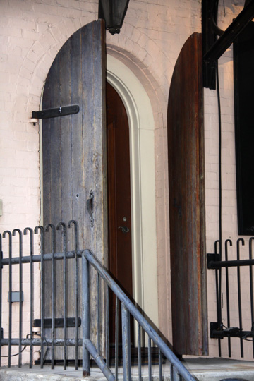 misc_doorway_198