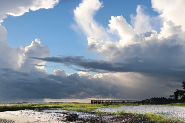 the pier swallowed up by the clouds_179
