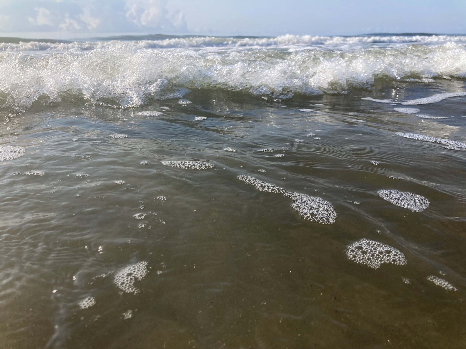 the waves up close
